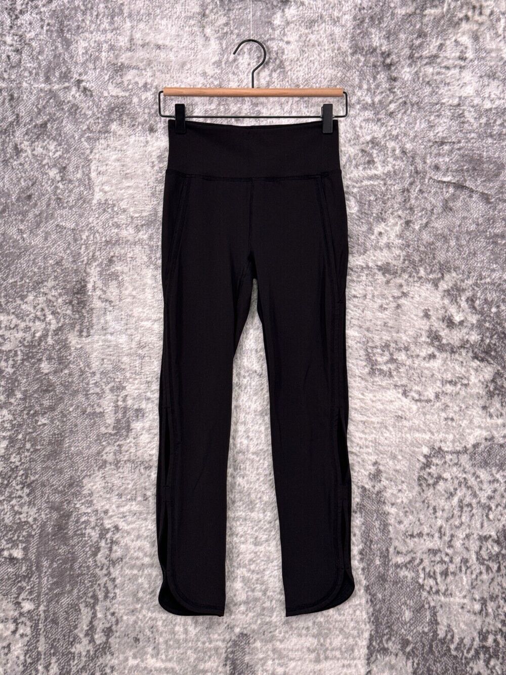 Free People Leggings XS Womens Black Infinity Crop Workout Athletic